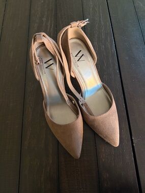 Worthington Blush Suede Ankle Strap Pointed Toe Heels | 8